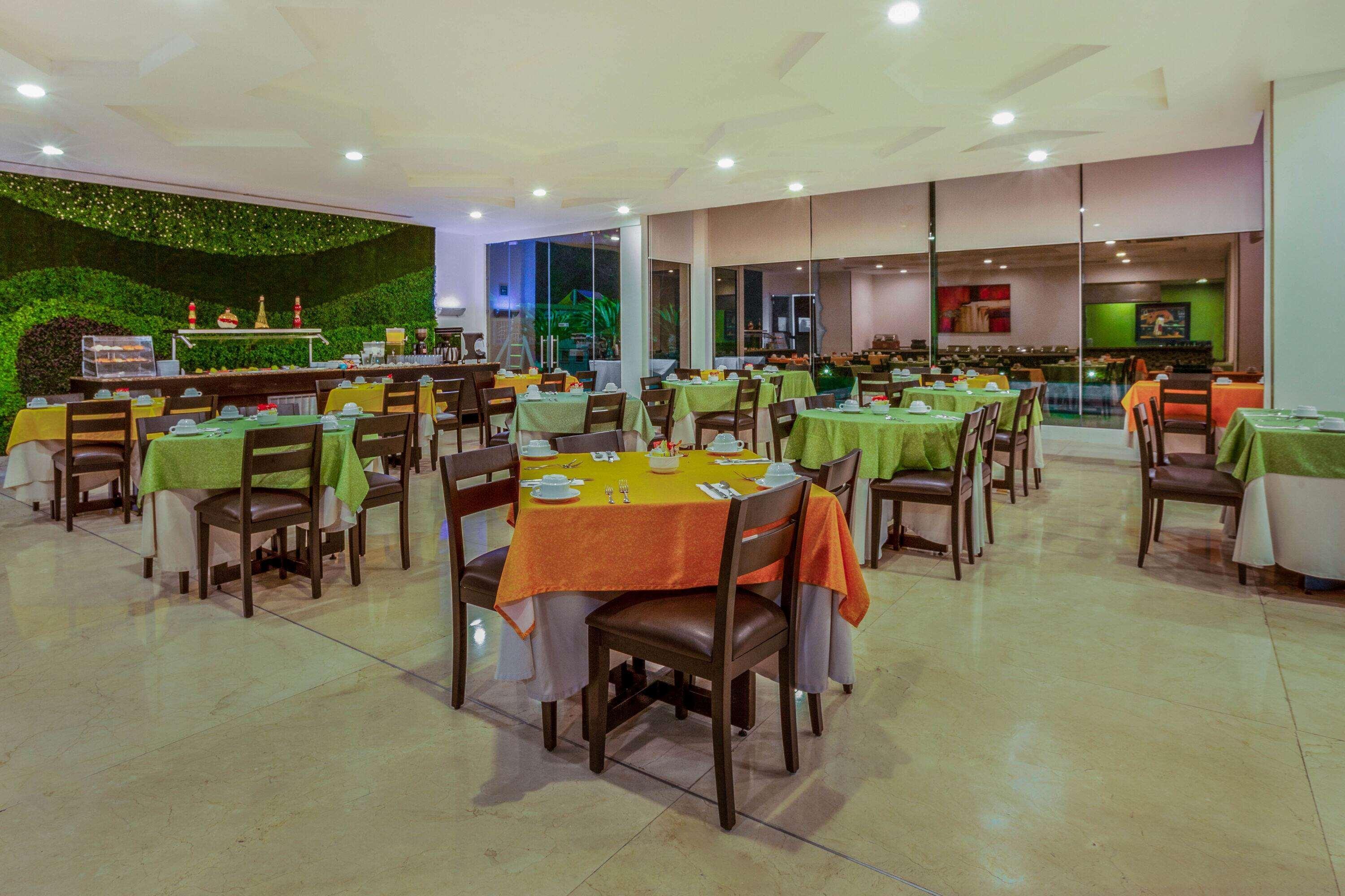 La Quinta By Wyndham Poza Rica Hotel Buitenkant foto